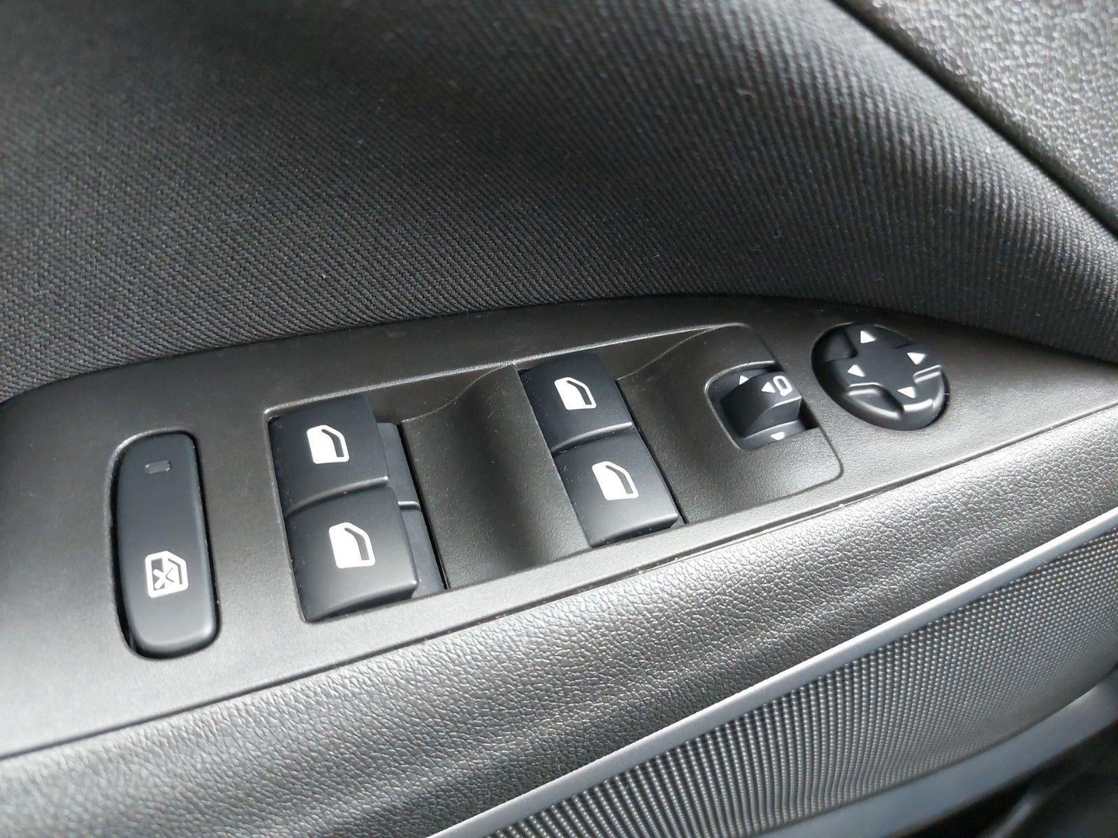 Opel Crossland (X) Allwetter 360° KAM CarPlay Android – Bild 20