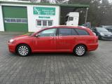 Toyota Avensis Kombi 1.8 Sol - rote Toyota Avensis