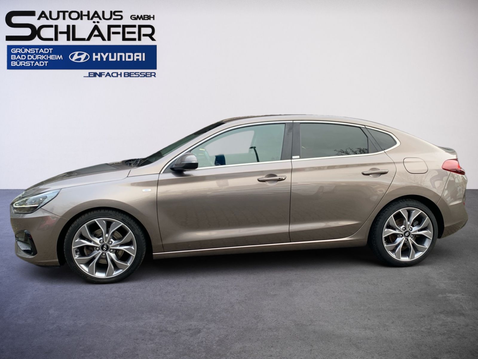 Fahrzeugabbildung Hyundai i30 Fastback 7-DCT 1.6 CRDi Prime Mild-Hybrid ne