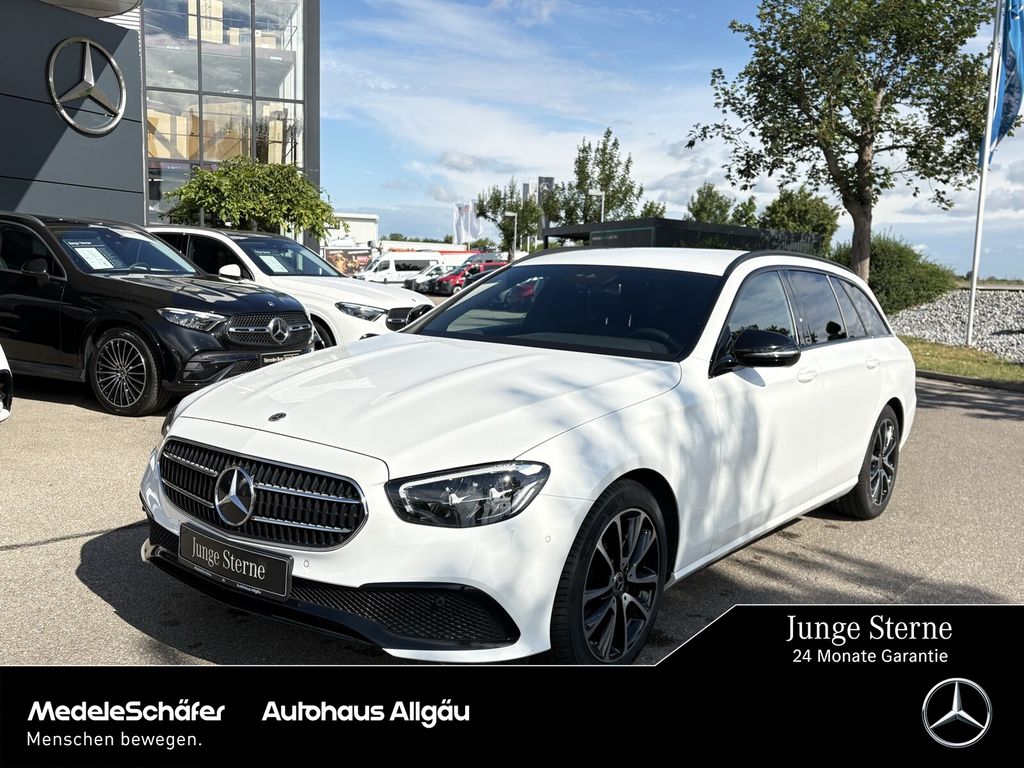 Image of Mercedes-Benz E 200