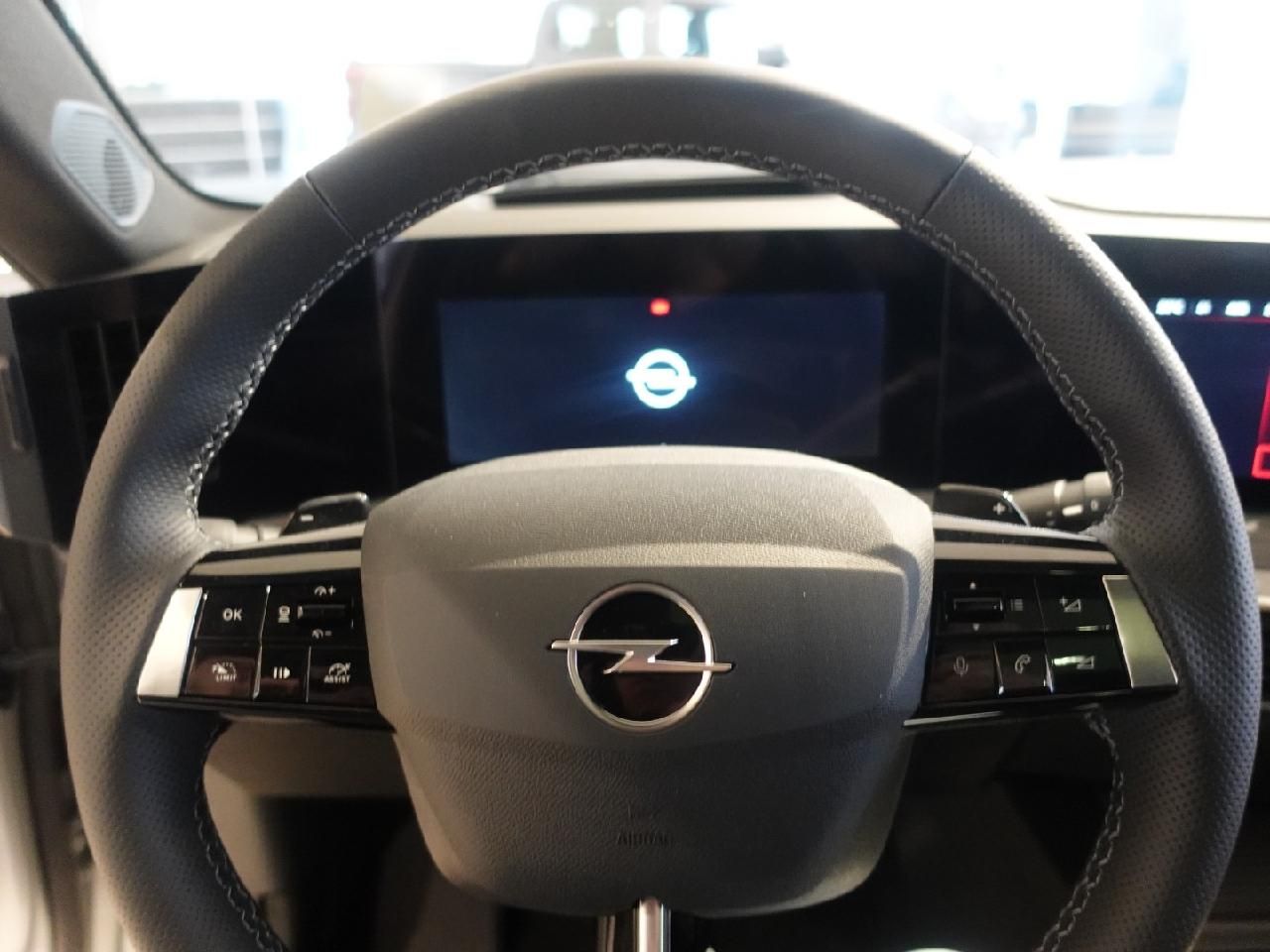 Fahrzeugabbildung Opel Astra L 1,2 Ultimate Automatik