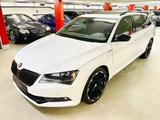 Skoda Superb 2.0 TSI Combi Sportline Panor.|ACC|Key-Go - Skoda Superb: Weiß, Combi