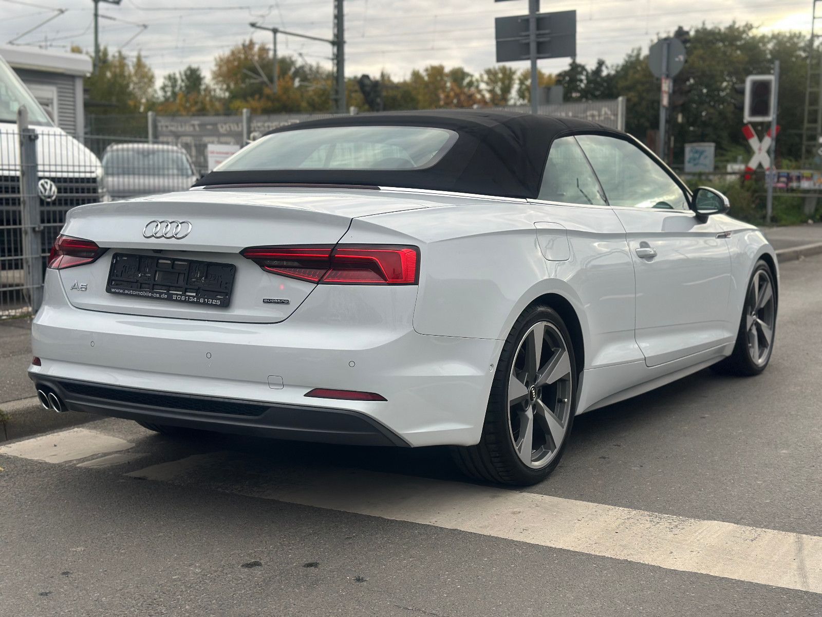 Fahrzeugabbildung Audi A5 CABRIO 3.0 TDI QUATTRO S LINE+SPORTPAKET