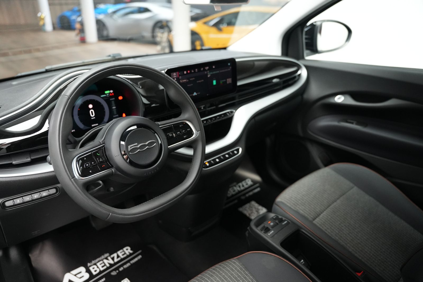 Fahrzeugabbildung Fiat 500 Icon 42 Kwh *KeylessEntry*Navi*LED*Kamera