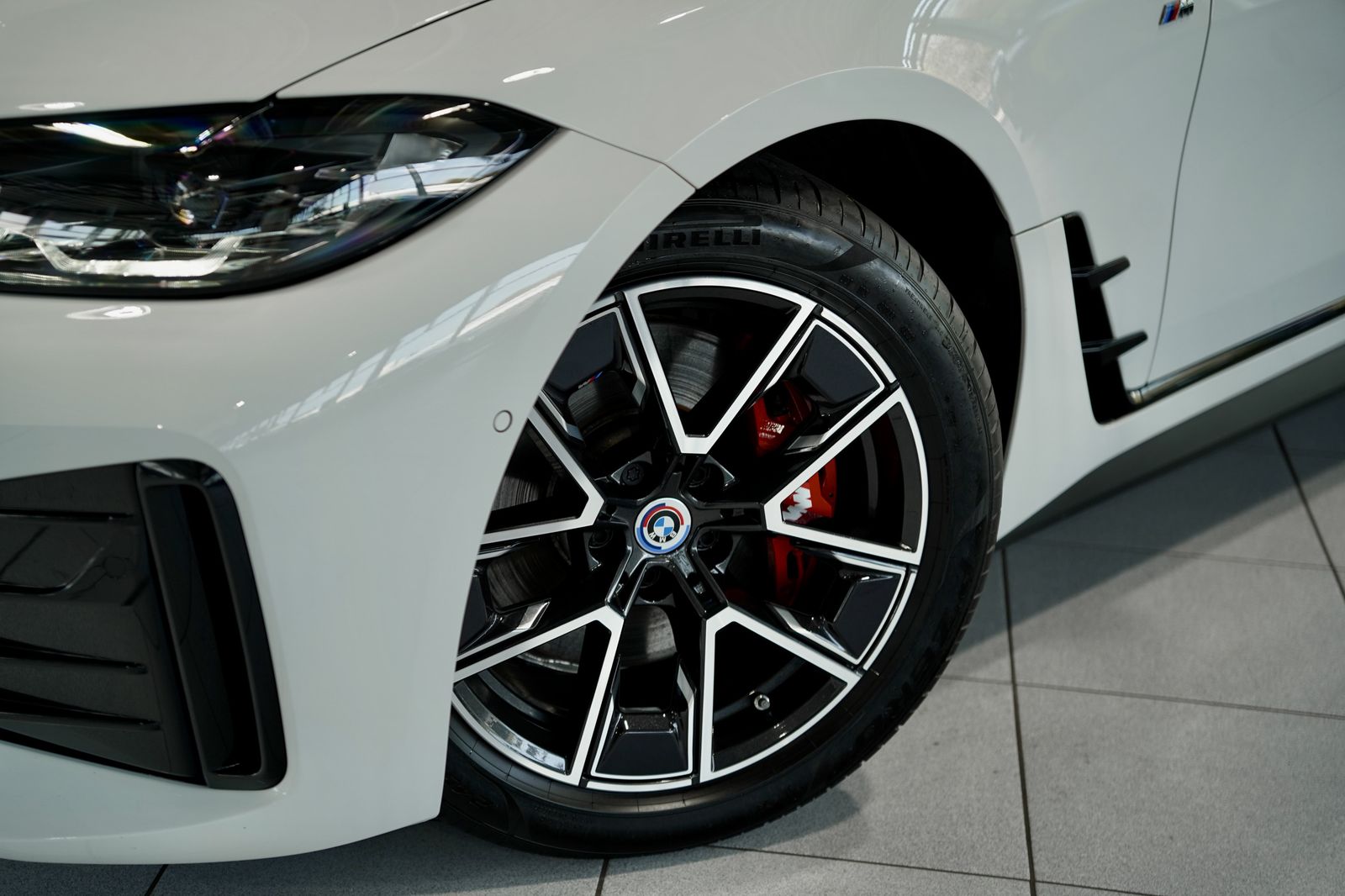 BMW i4 35 eDrive Gran Coupé *1.Hand * imagem 3