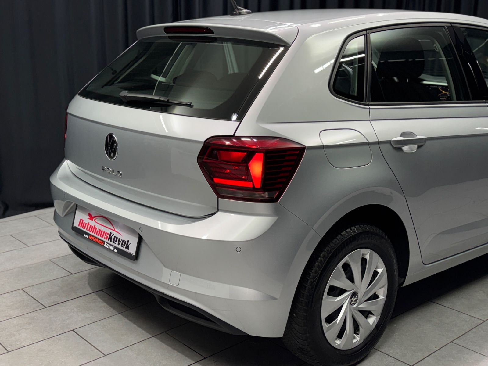 Fahrzeugabbildung Volkswagen Polo VI Comfortline|PDC|NAVI|1.HAND