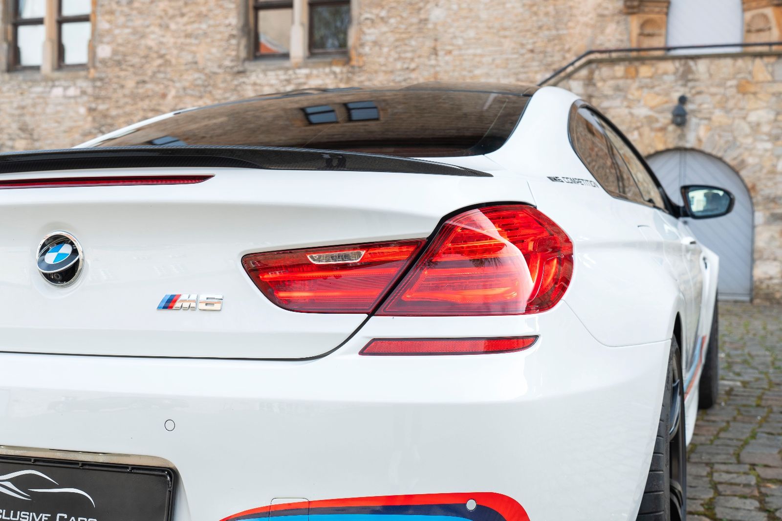 Fahrzeugabbildung BMW M6 Competition 1/100  B&O 360° Carbon LED