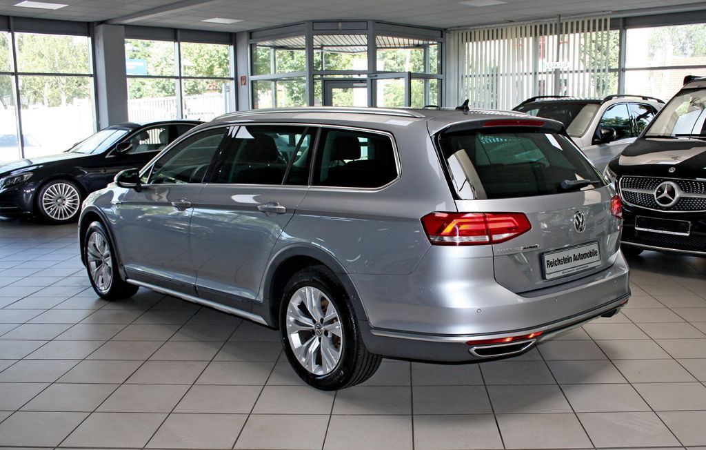 Volkswagen Passat Business 4M ACC AHK LEDER KAMERA STANDH