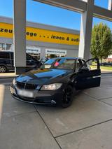 BMW E90 325i Limousine | 2005 182.00 Km Tü... - BMW 325 Gebrauchtwagen in Nürnberg