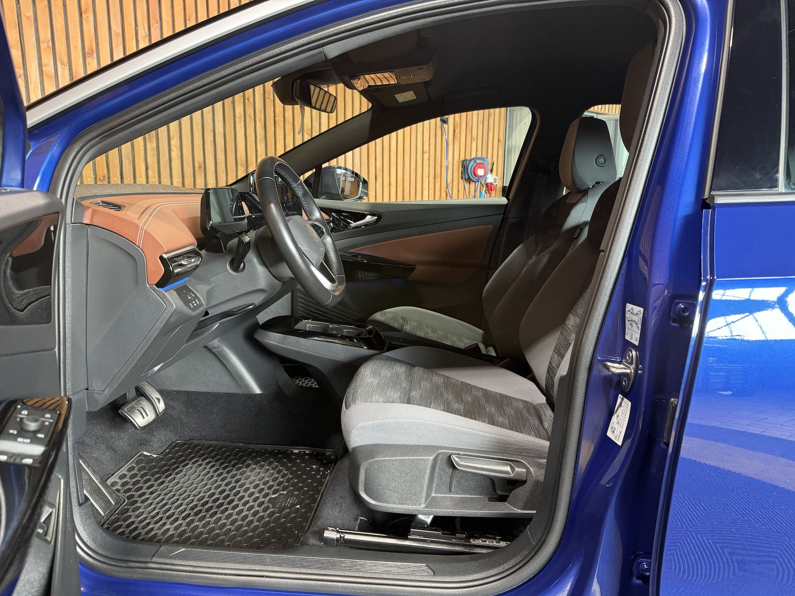 Volkswagen ID.5 Pro Performane Navi*AHK*ACC*LED*Kam*Keyless foto 13