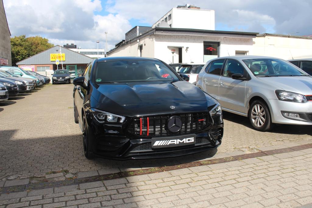 Mercedes-Benz CLA 35 AMG