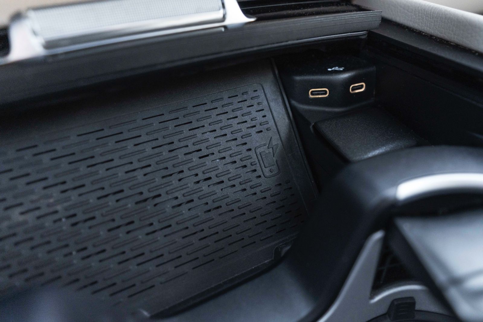 Fahrzeugabbildung Mercedes-Benz GLE 450 4Matic BURMESTER 360° MULTIBEAM PANO