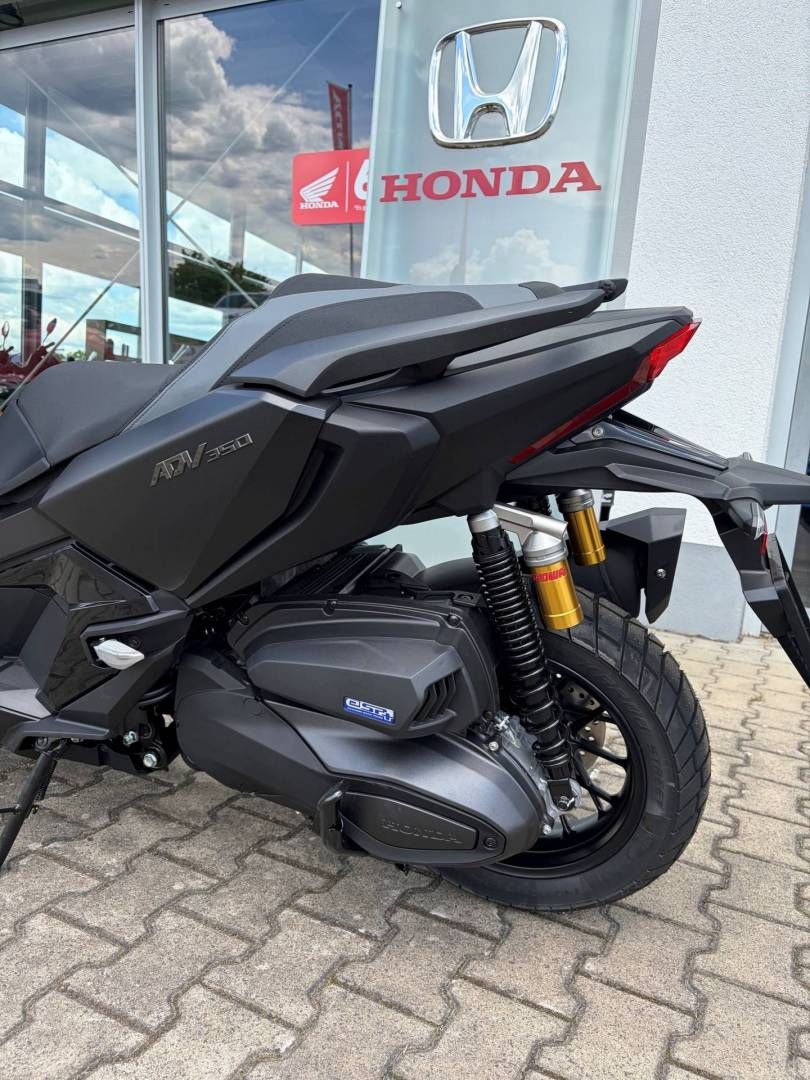 Fahrzeugabbildung Honda ADV 350 MY2026