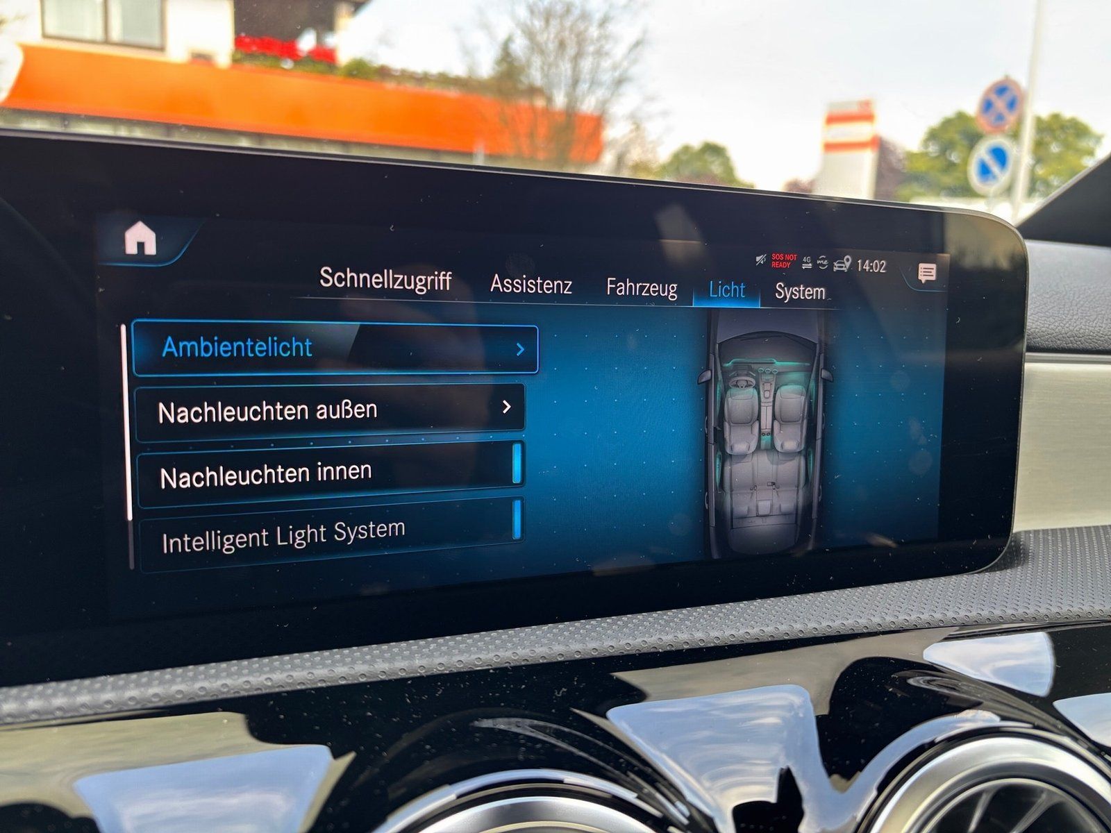 Fahrzeugabbildung Mercedes-Benz A 250 e Progressive*Pano*MultBeam*Distronic*360*