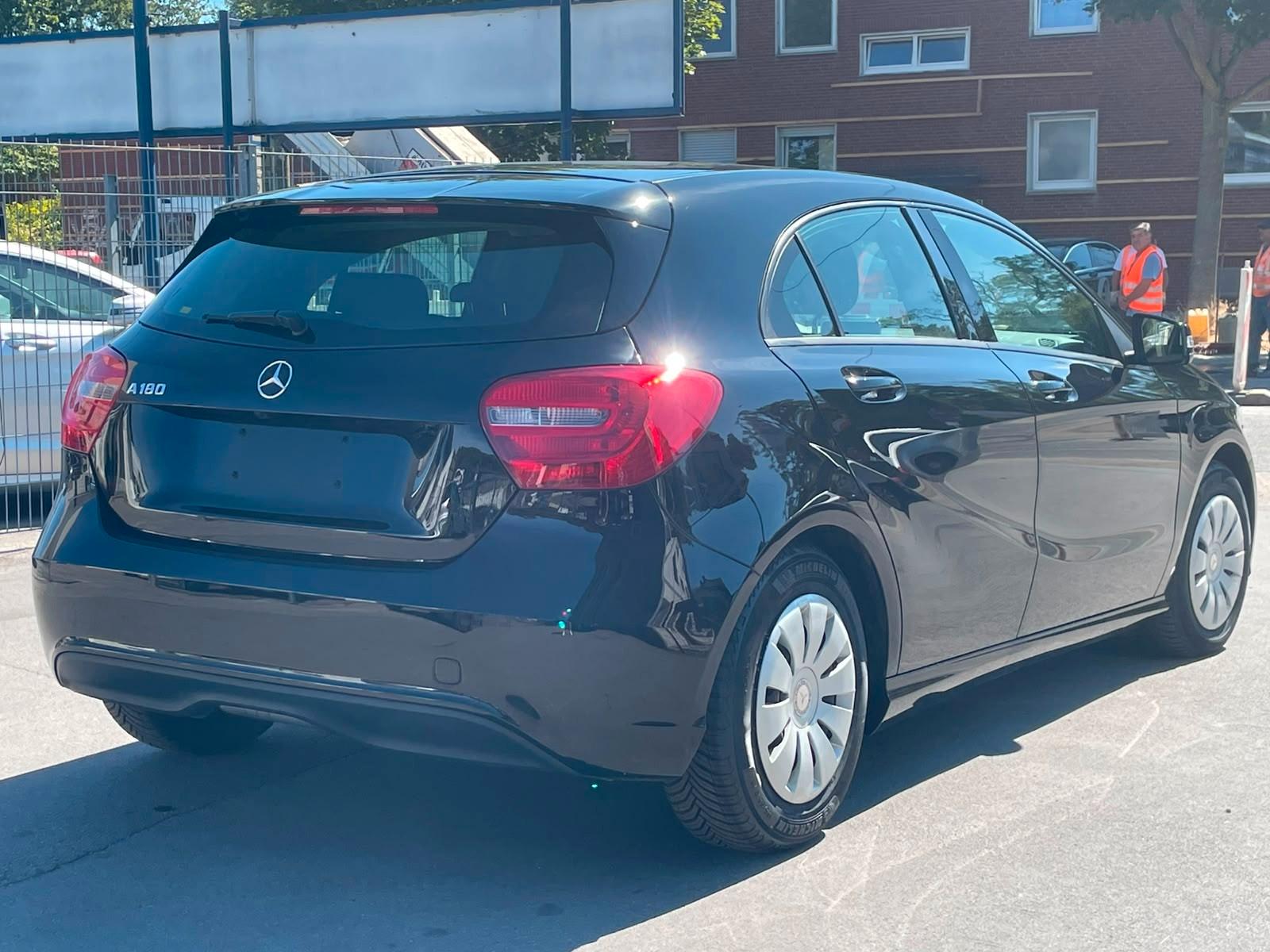 Mercedes-Benz A 180 BlueEfficiency ~TÜV NEU~
