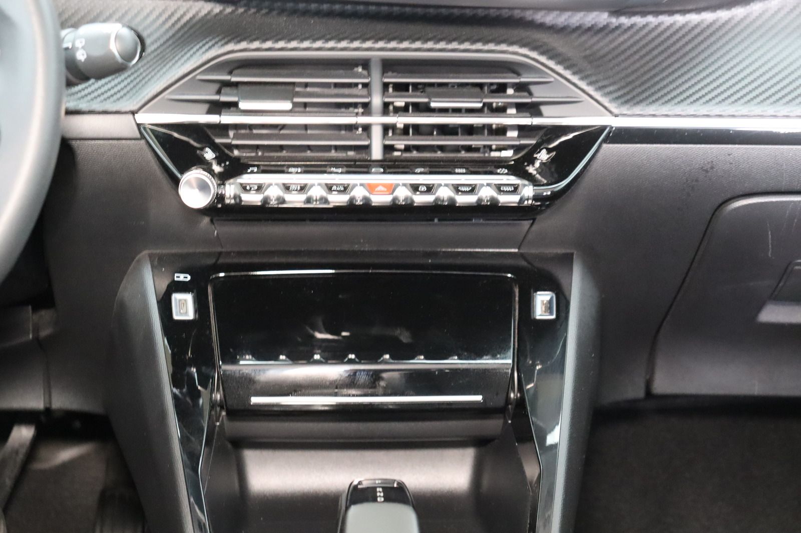 Fahrzeugabbildung Peugeot 208 1.2i Allure Pack * HU / AU neu