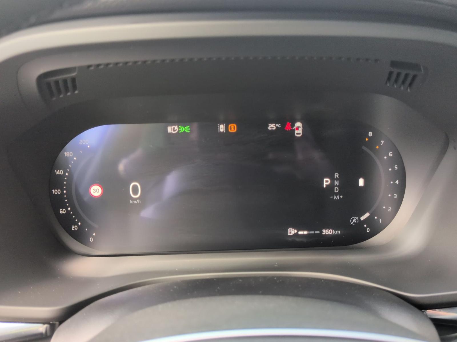 Volvo XC60 B5 AWD Ultra Black Edition+Luft+Nappa+AHZV+