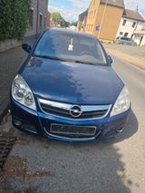 Opel Signum 2.2 Direct - - Opel Signum mit Benzin-Antrieb: Limousine, 2.2