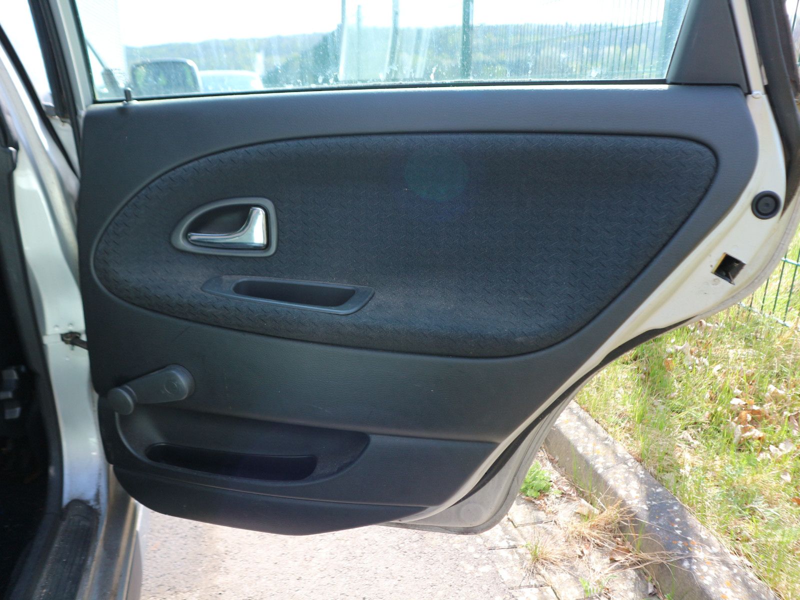 Fahrzeugabbildung Volvo V40 1.6 Klima