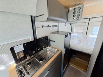 HYMER  ERIBA  HYMERCAR Redwood 601 Trail LED Lithium AHK 