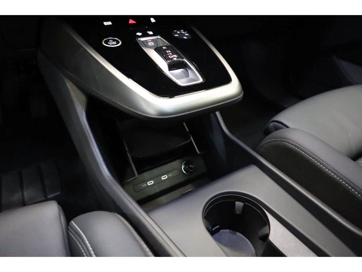 Audi Q4 e-tron - Bild 18