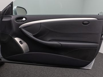 Fahrzeugabbildung Mercedes-Benz CLK 200 Coupe Kompressor Avantgarde Sitzhzg Temp