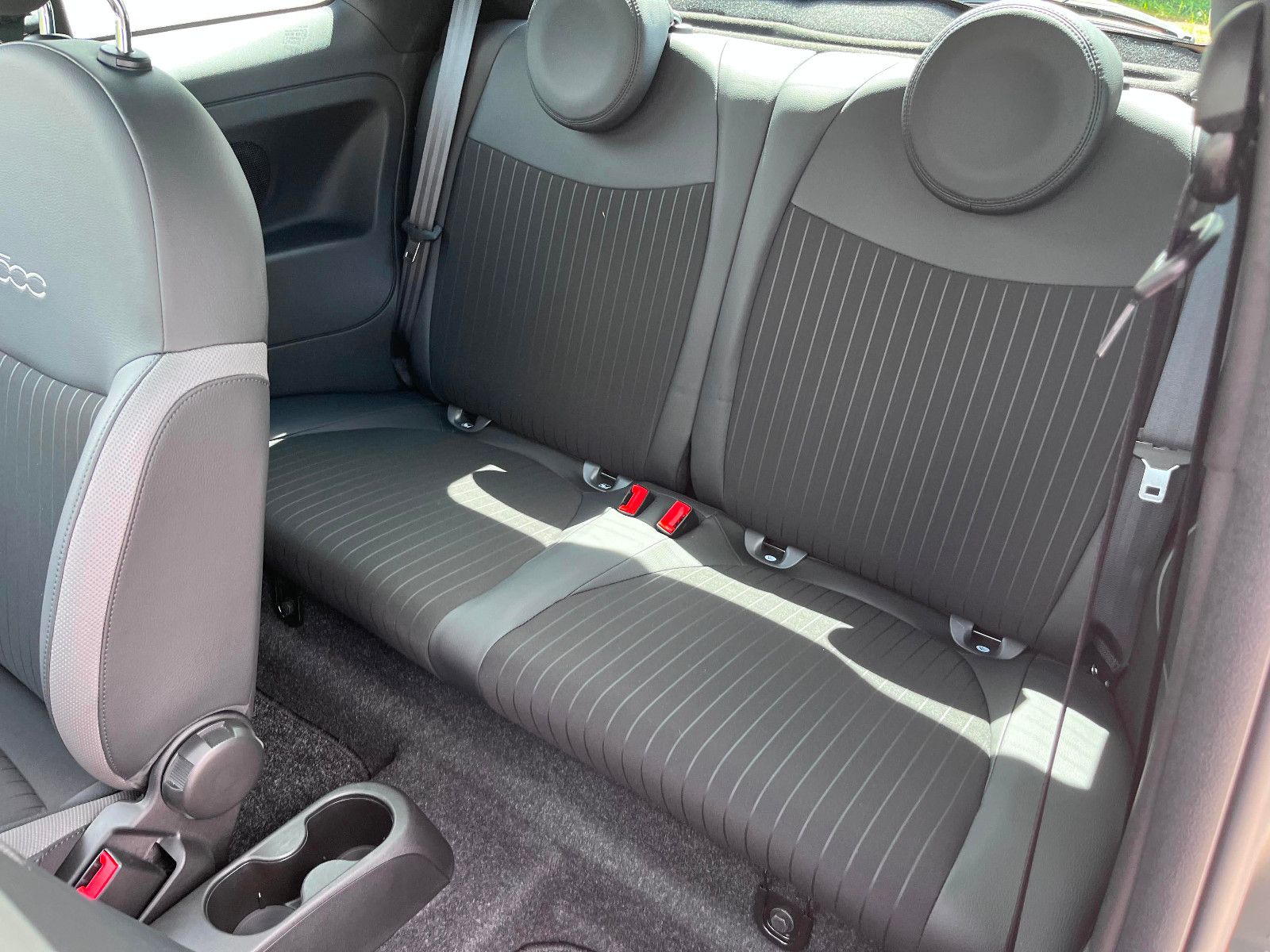 Fahrzeugabbildung Fiat 500 RockStar