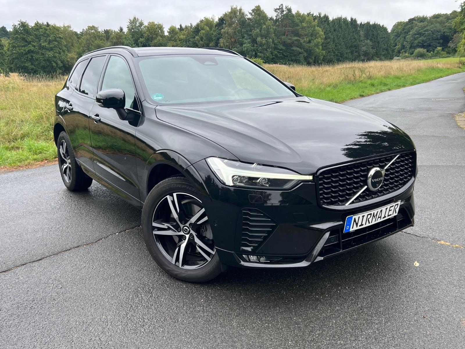 Volvo XC60 R-DESIGN, KAMERA, AHK, PANO, LED