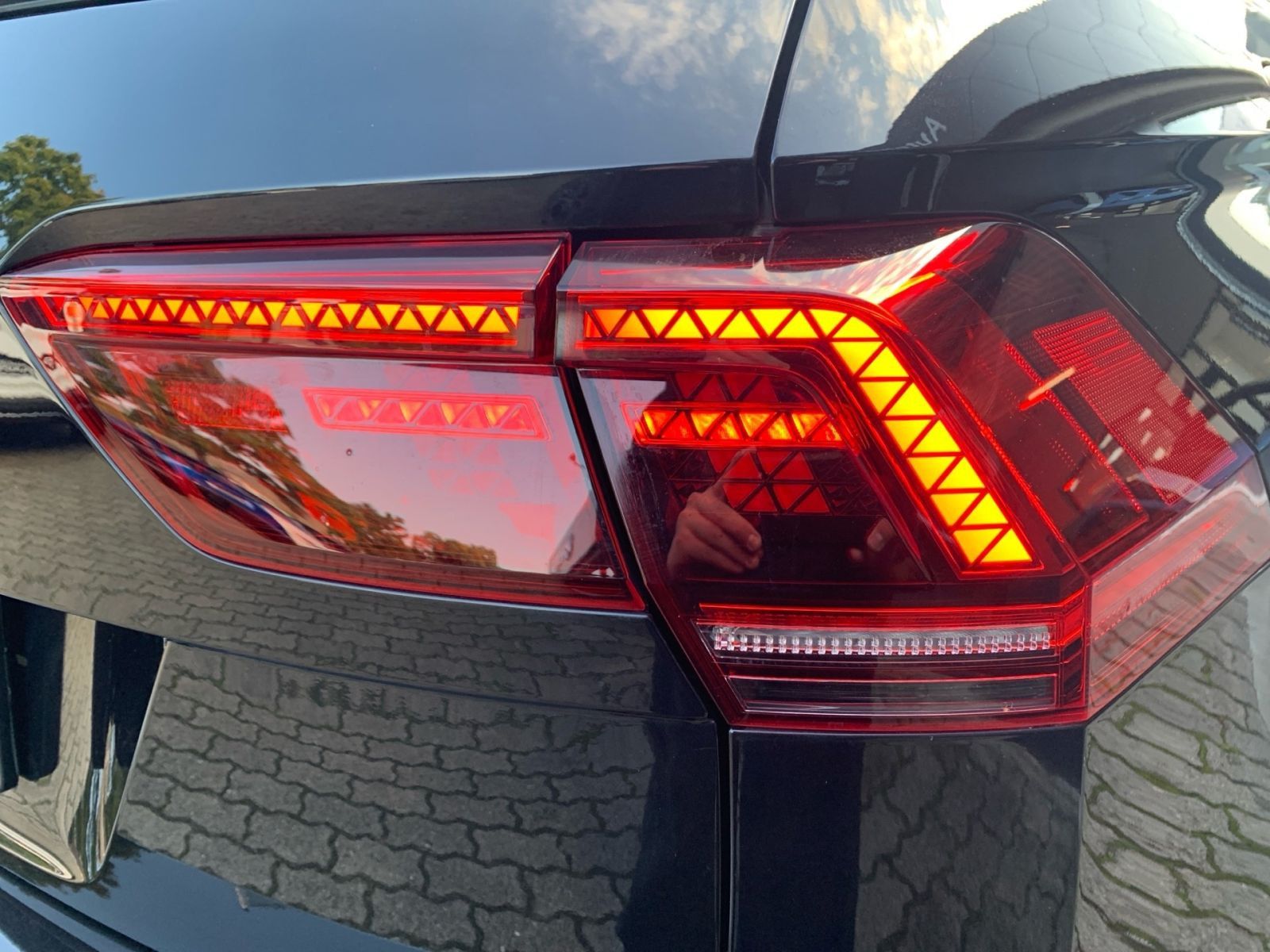Fahrzeugabbildung Volkswagen Tiguan 1.5 TSI 7-DSG Highline OPF Navi AHK