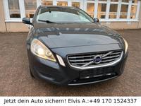 Volvo V60 Kombi Momentum, Winterpaket, Navi, TÜV neu
