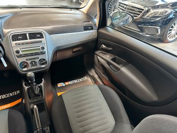MYAUTOCENTER – Gebraucht- und Jahreswagen mit Werkstattservice in Pfaffenhofen Fiat Grande Punto 1.2 8V Dynamic *TÜV:927*