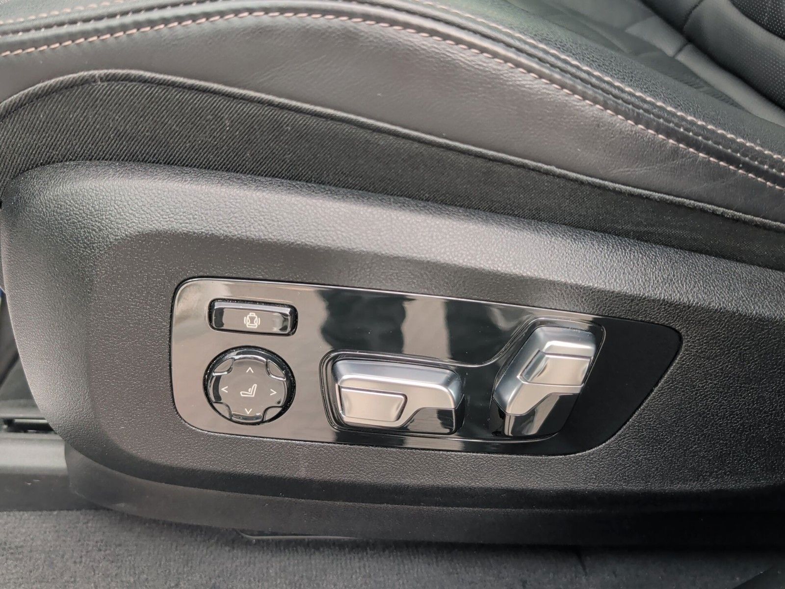BMW X5 xDrive 30 d M Sport – Bild 17