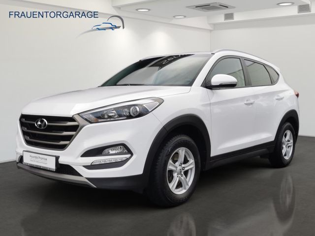 Hyundai Tucson blue Advantage 2WD Navi, 8-fach bereift M