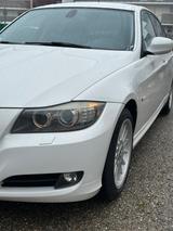 BMW Bmw e90 318d | facelift Xenon | Euro 5 - BMW 3er E90 mit Facelift