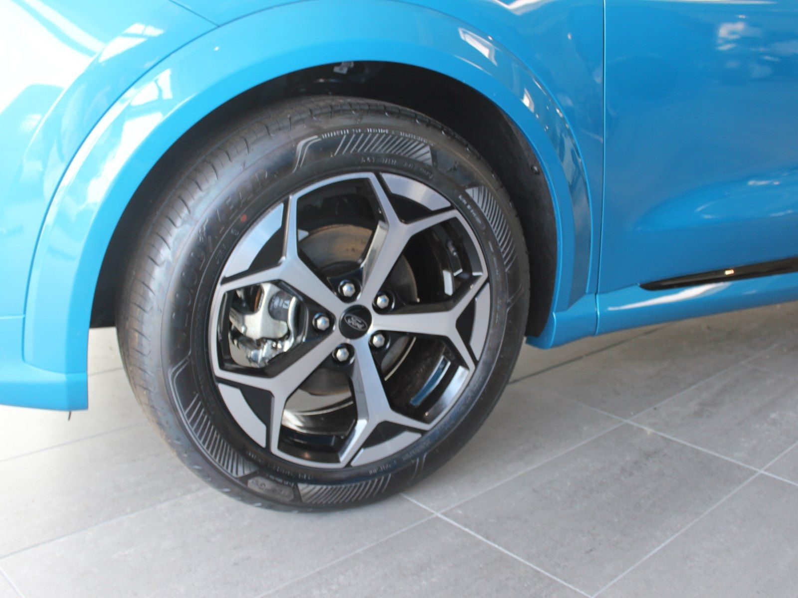 Fahrzeugabbildung Ford Puma ST-Line