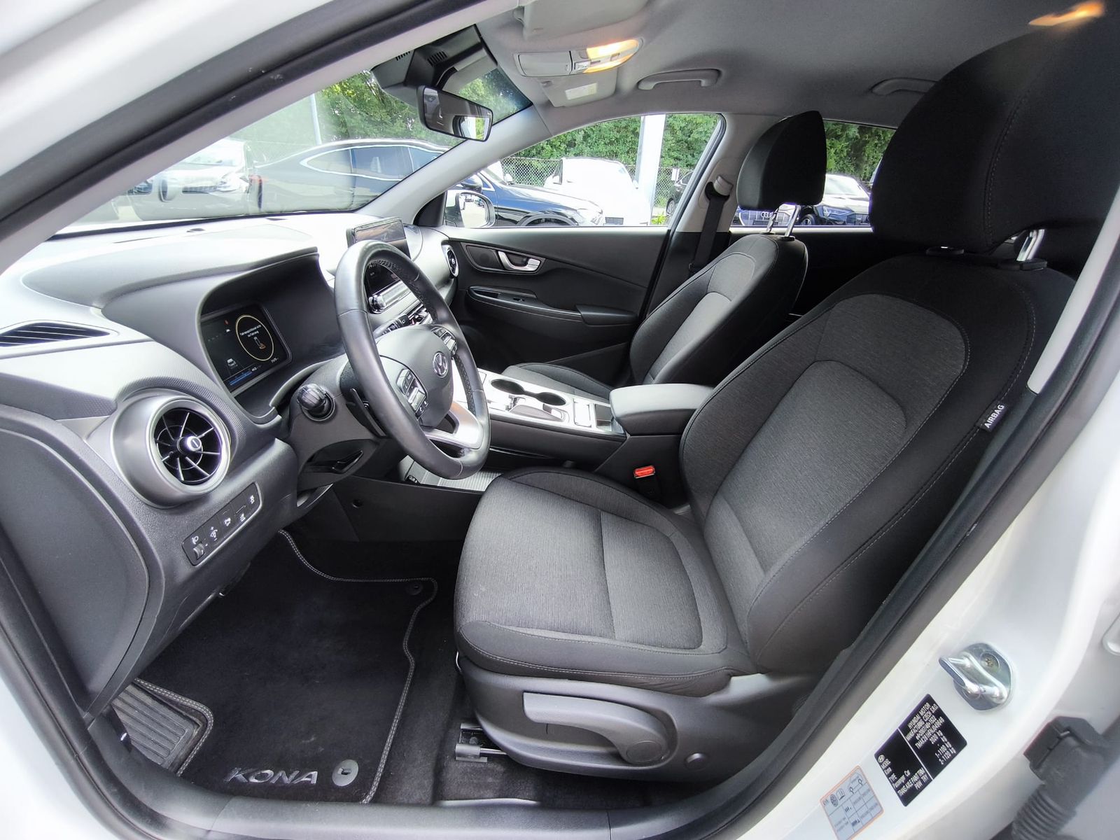 Fahrzeugabbildung Hyundai Kona Elektro Edition 30 LED+NAVI+SHZ+KAMER+KRELL