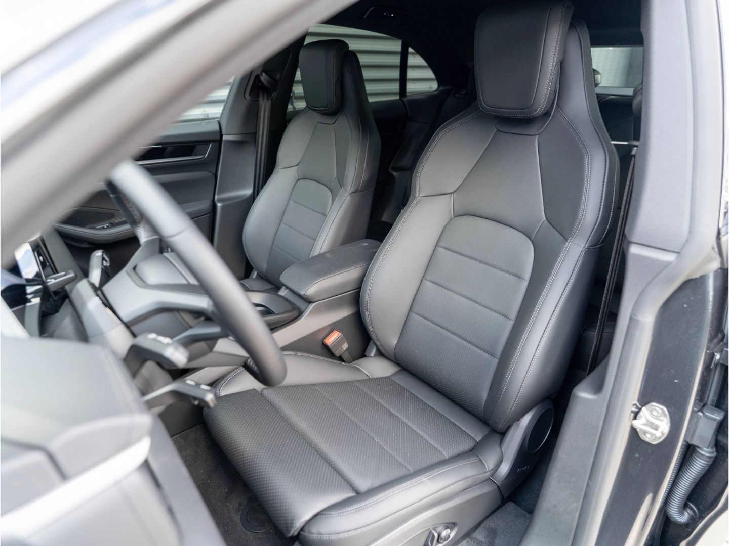 Porsche Macan - Bild 25