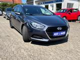 Hyundai i40 CW*1.Hand*NUR 65000KM*Scheckheft!!* - Hyundai i40: Kombi
