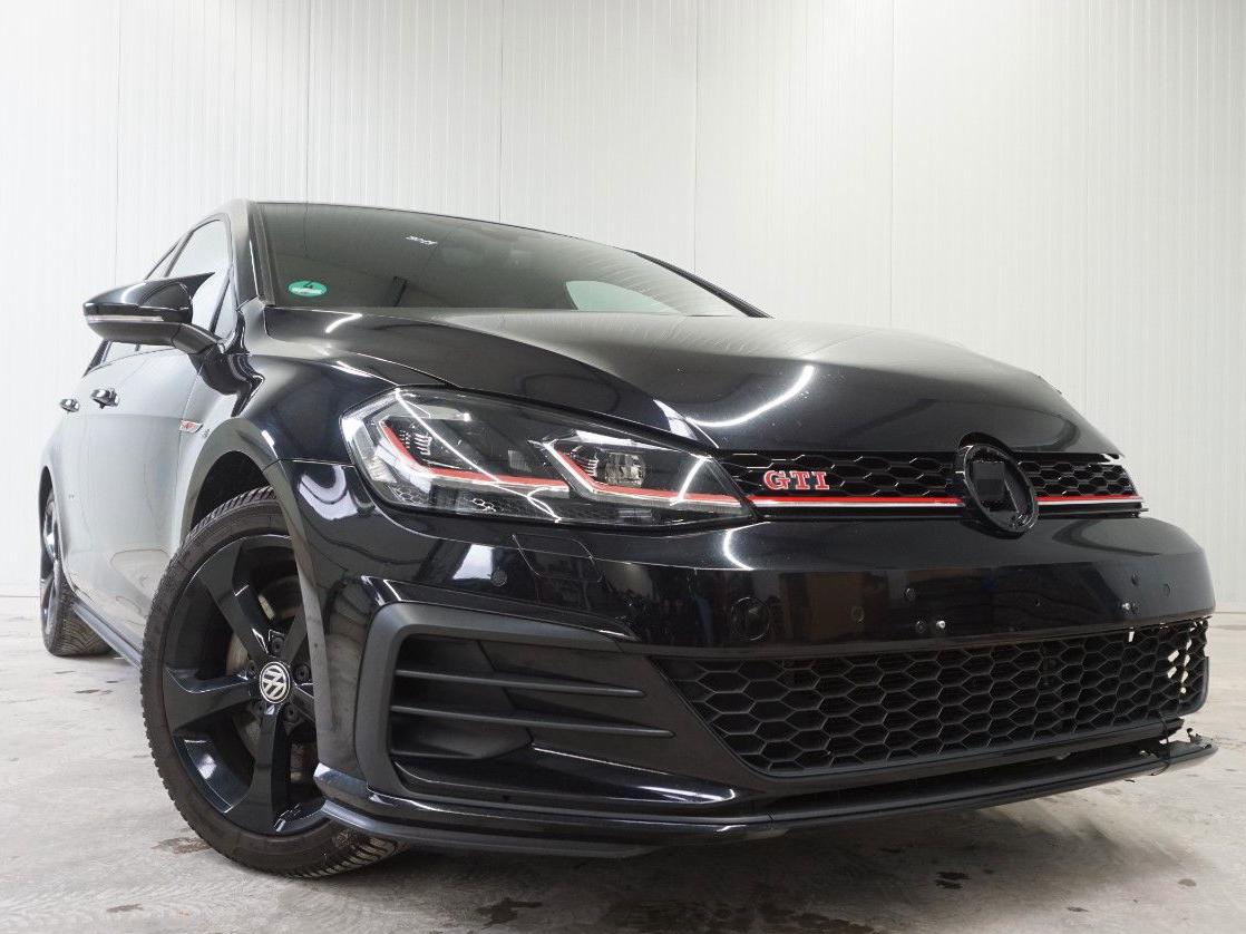 Volkswagen Golf VII Lim. GTI Performance *LED*Klima*Navi*