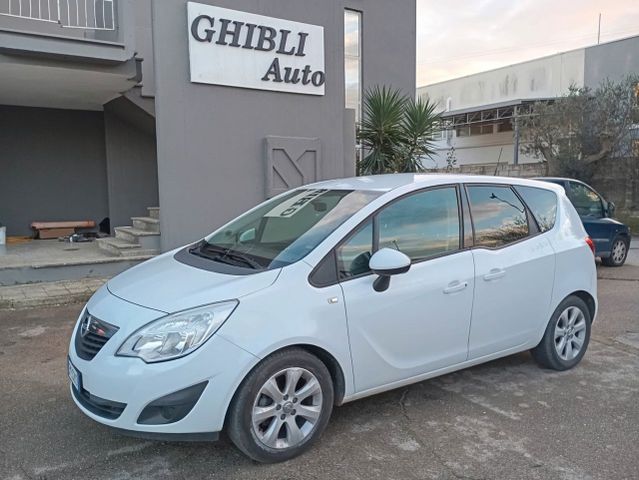 Opel Meriva 1.3 CDTI 95CV ecoFLEX Cosmo