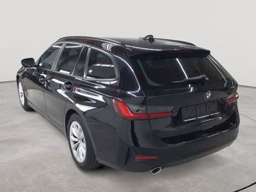 BMW 320 - 5