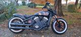 Indian Scout Bobber Custom Umbau im Deadpool Stil - INDIAN SCOUT Motorrad