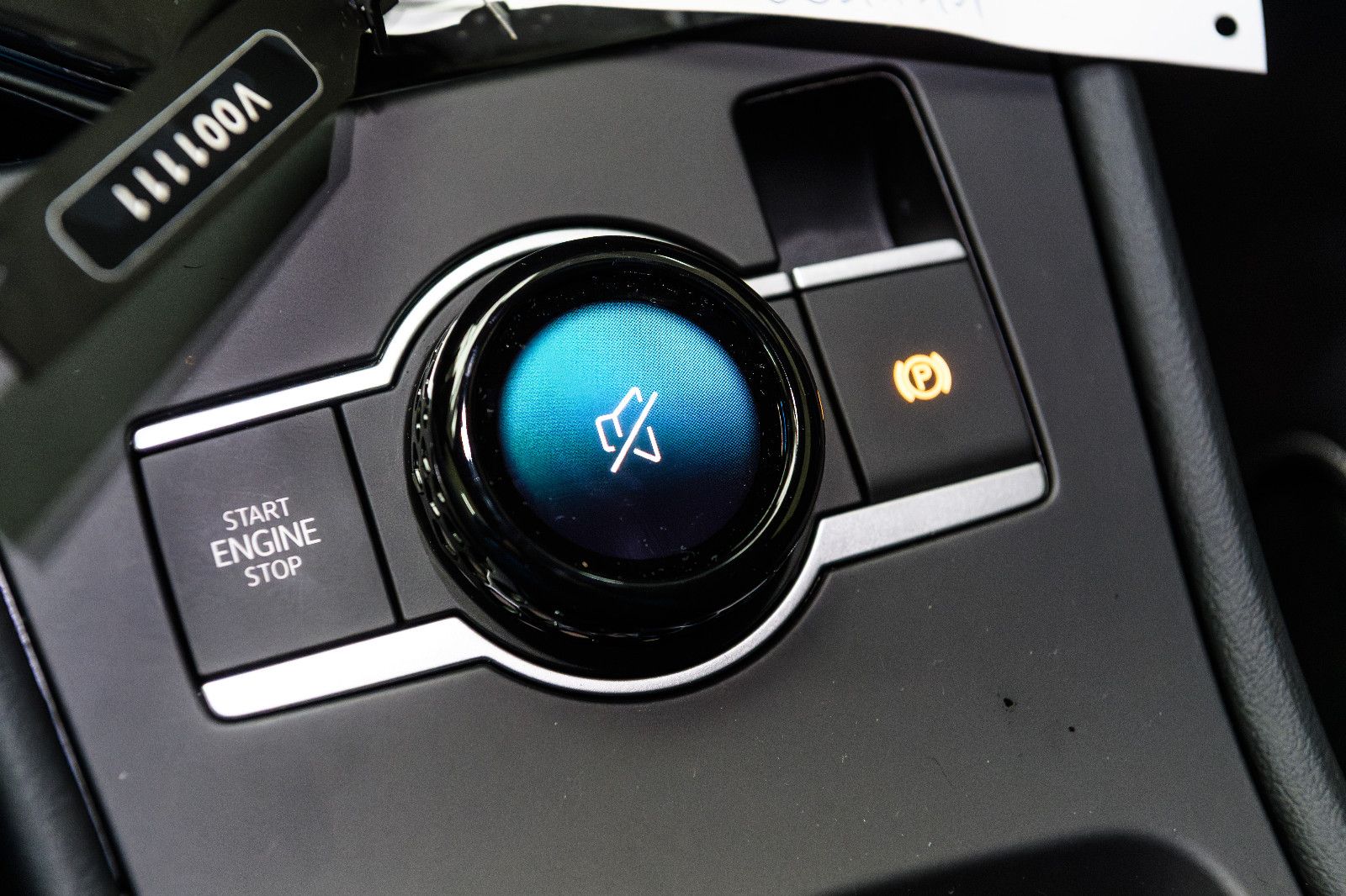 Fahrzeugabbildung Volkswagen T-Roc  1.5l TSI  DSG R-Line Black Style