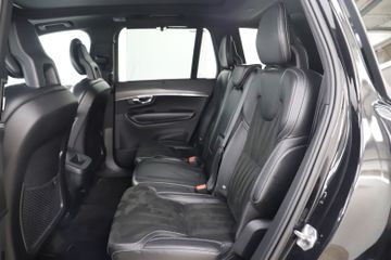 Volvo XC90 - 11