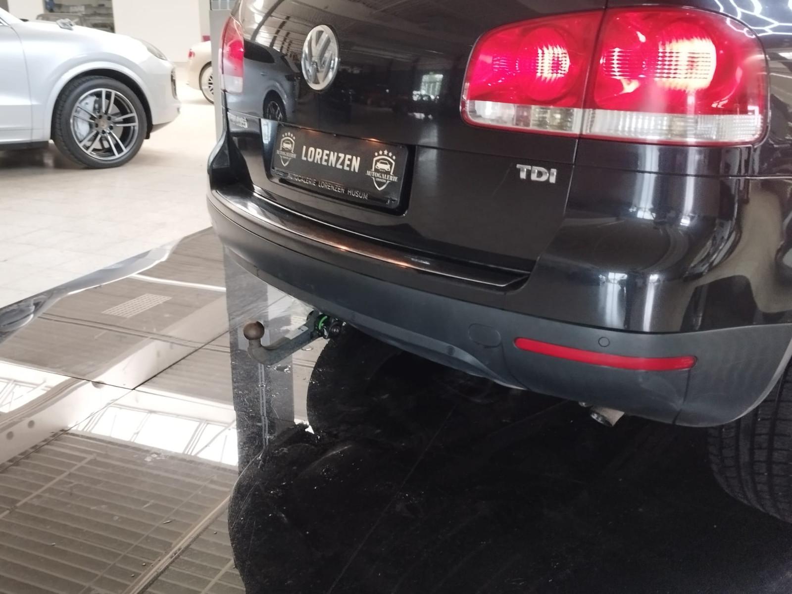 Volkswagen Touareg 2005 — photo 7