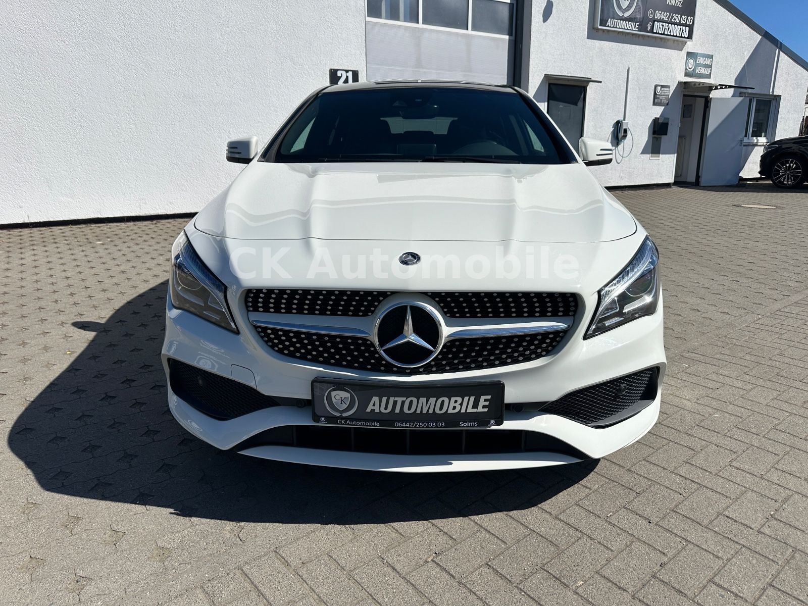 Fahrzeugabbildung Mercedes-Benz CLA220d Shooting Brake Peak Edition/Navi/LED/Kam