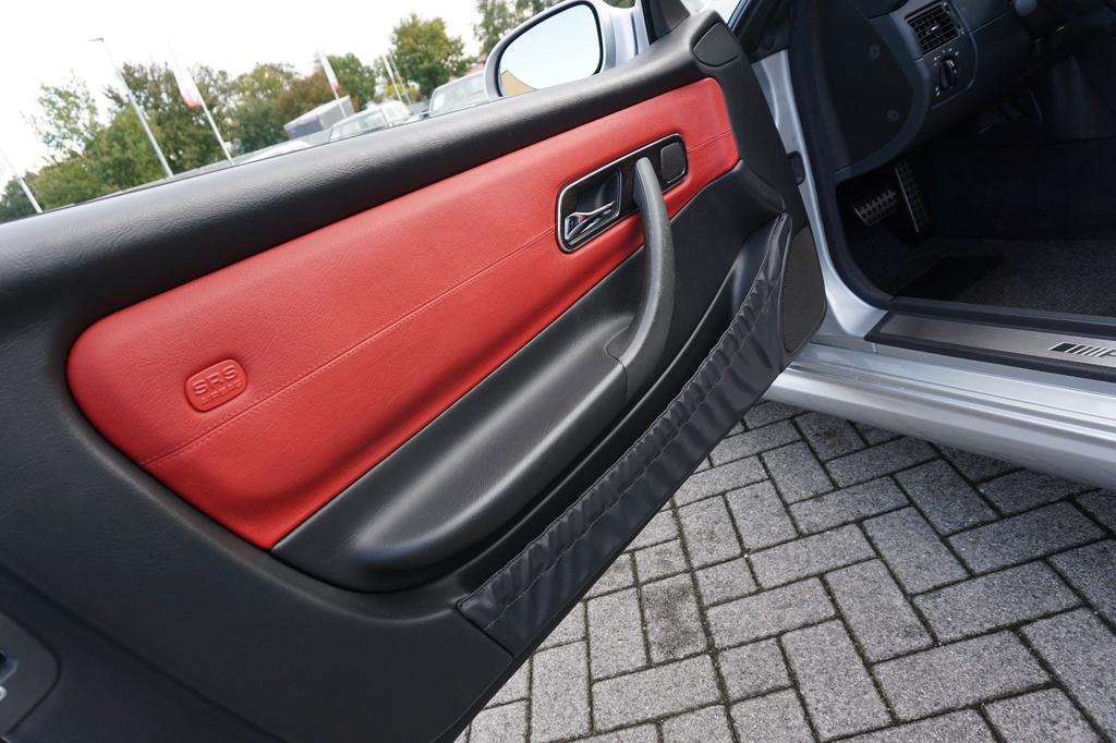 Mercedes-Benz SLK 32 AMG