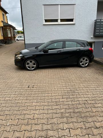 MERCEDES-BENZ A 180 CDI Urban Urban
