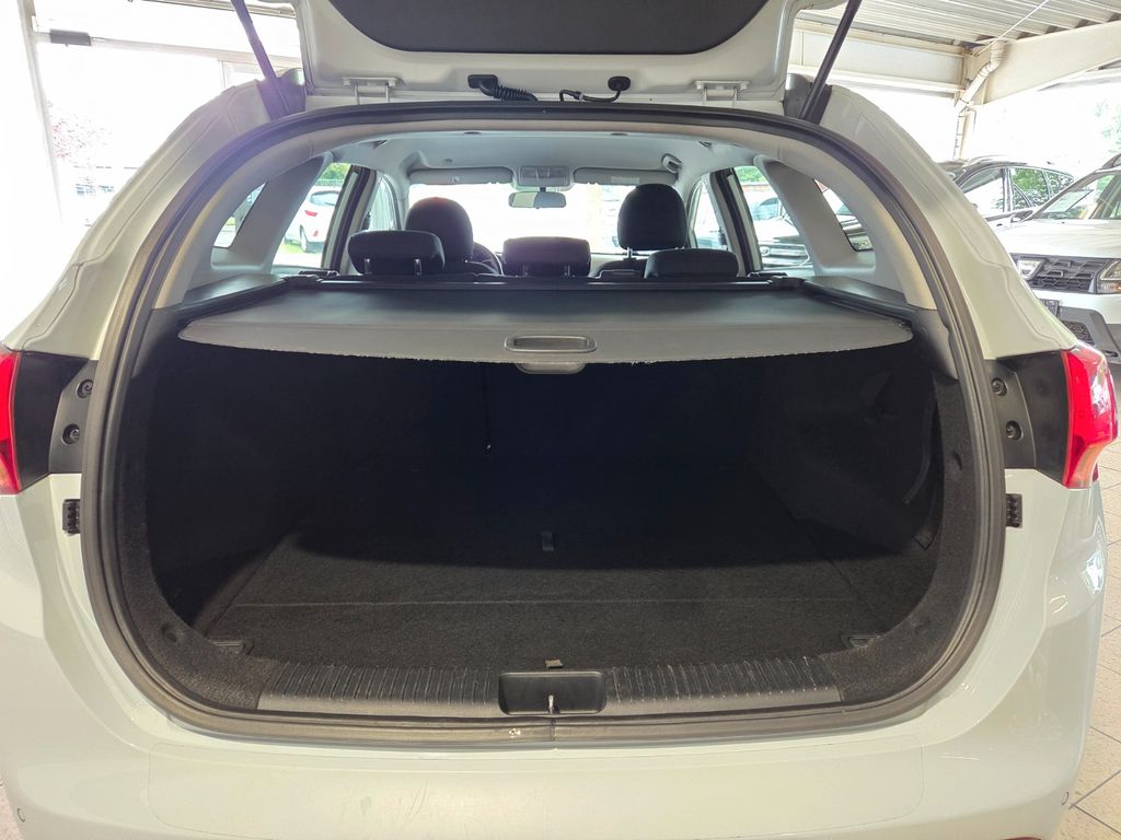 Kia cee'd Sporty Wagon cee'd Sportswagon FIFA World Cup Edition – Ansicht 12
