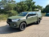 Toyota Hilux 2.4 Double Cab Duty 4WD*5Sitze*Hardtop*fol - Toyota Hilux: Allradantrieb, 2.5